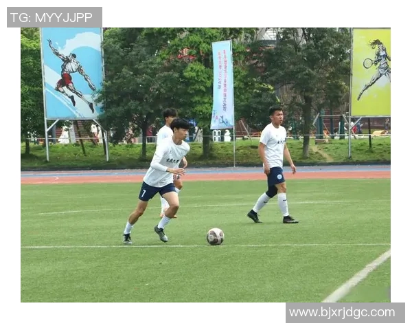 4月18日出生的足球巨星盘点 展现他们在绿茵场上的辉煌足迹