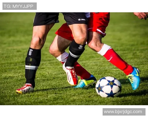 法国足球世界杯球星名单及其历史表现分析揭秘